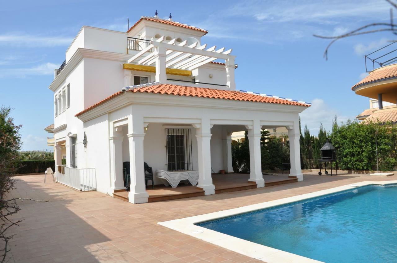 Villa Canela With Heated Pool, Piscina Climatizada Исла-Канела Экстерьер фото